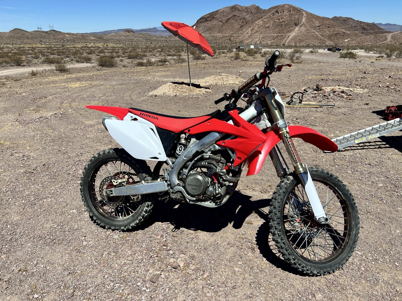 2007 Honda CRF450R in the desert